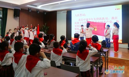 九江县小学领导团队，引领未来教育的新力量崛起