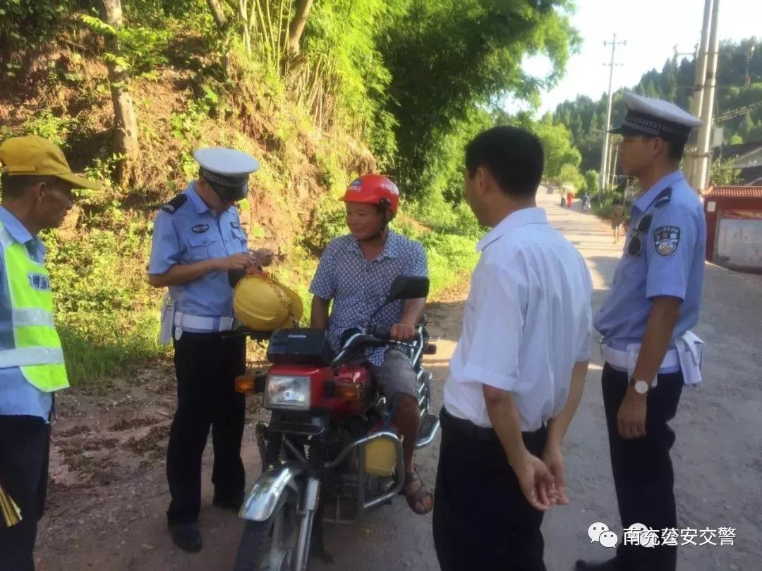 人潮溪乡交通迈向现代化新篇章，最新交通新闻揭秘标题可能不完全符合您的要求，您可以根据实际情况进行调整。